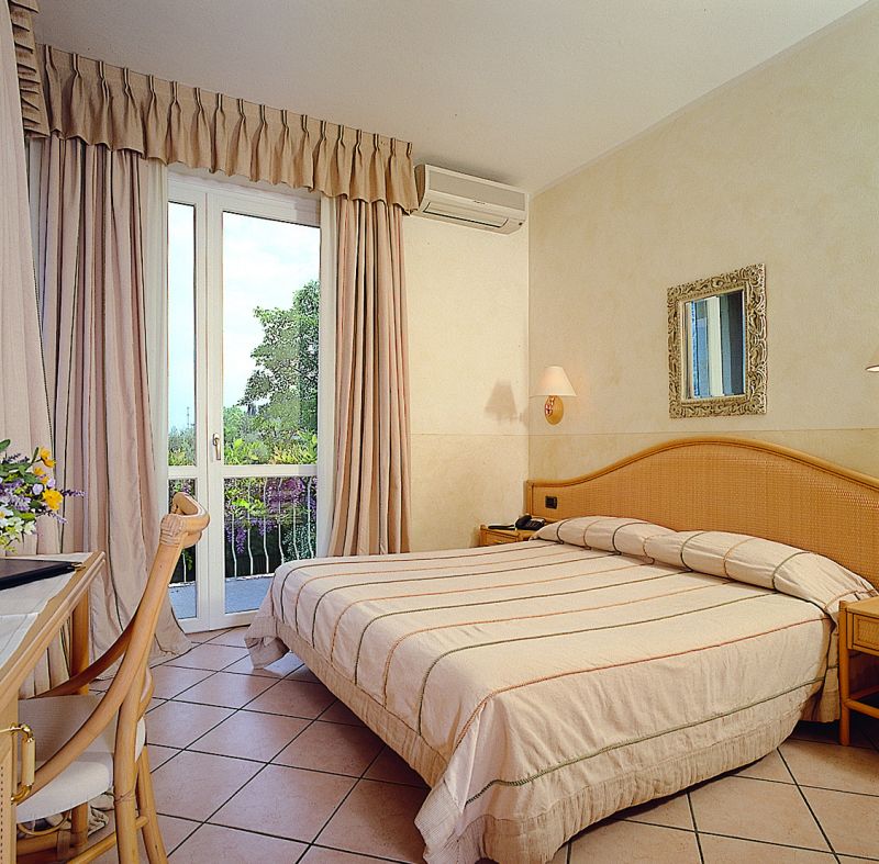 Hotel *** Garden Zorzi San Felice del Benaco